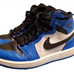 EUC - Nike AIR JORDAN 1 Retro High Blue White